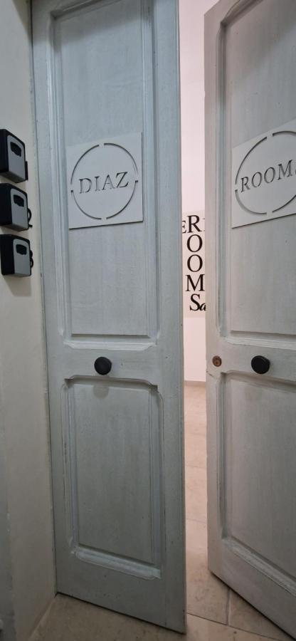 Diaz Rooms Lecce Dış mekan fotoğraf